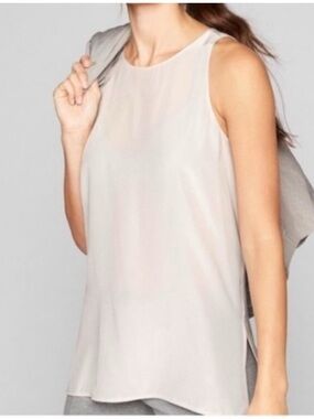 Athleta Sleeveless 100% Silk Tank - Nude